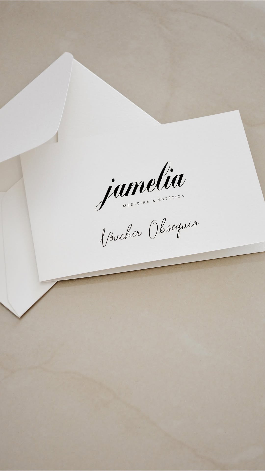 Voucher Obsequio de Jamelia, tarjeta y sobre